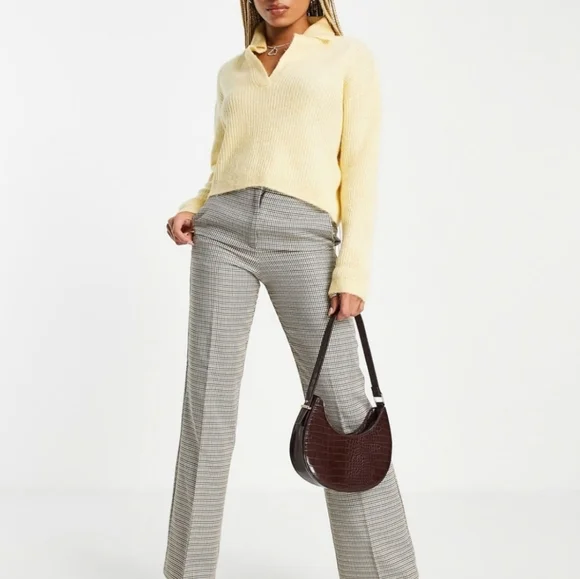 NWOT TopShop Boxy Cropped Sweater in Yellow Sz Lrg - Picture 3 of 4